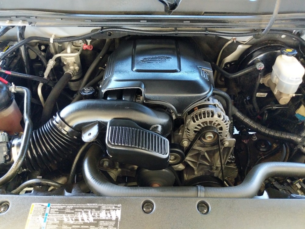 2010 Chevrolet Silverado 1500 - Engine