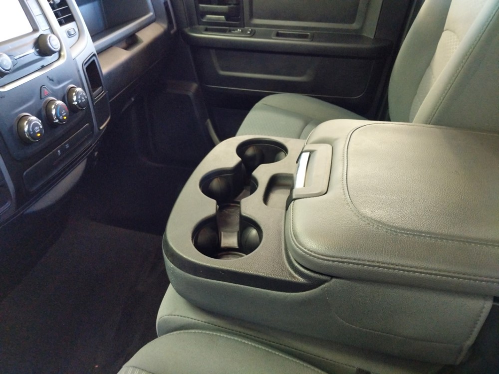 2018 Dodge Ram 1500 - Center Console/Cup Holders
