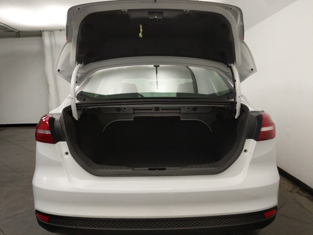 2018 Ford Focus - Trunk
