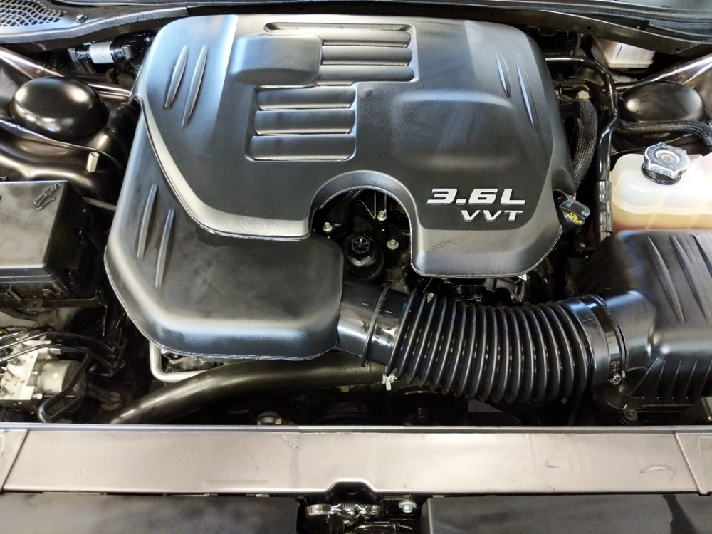 2018 Dodge Challenger - Engine