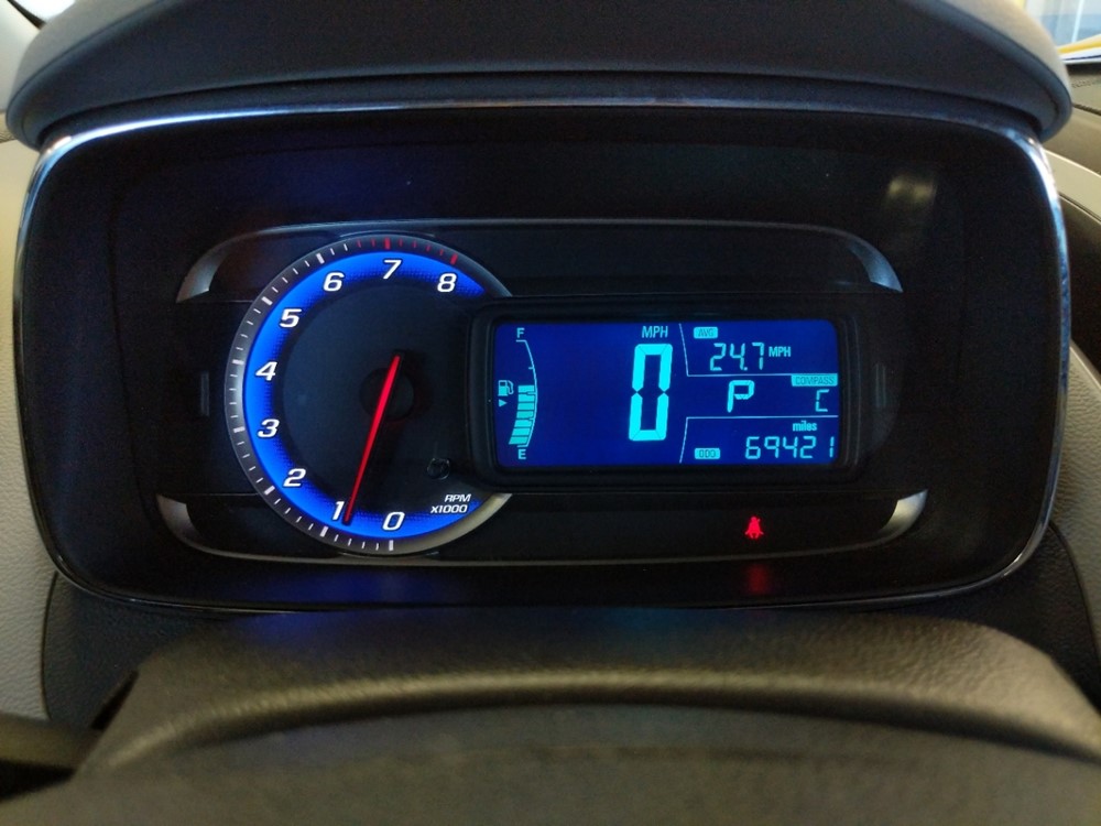 2015 Chevrolet Trax - Odometer Close Up