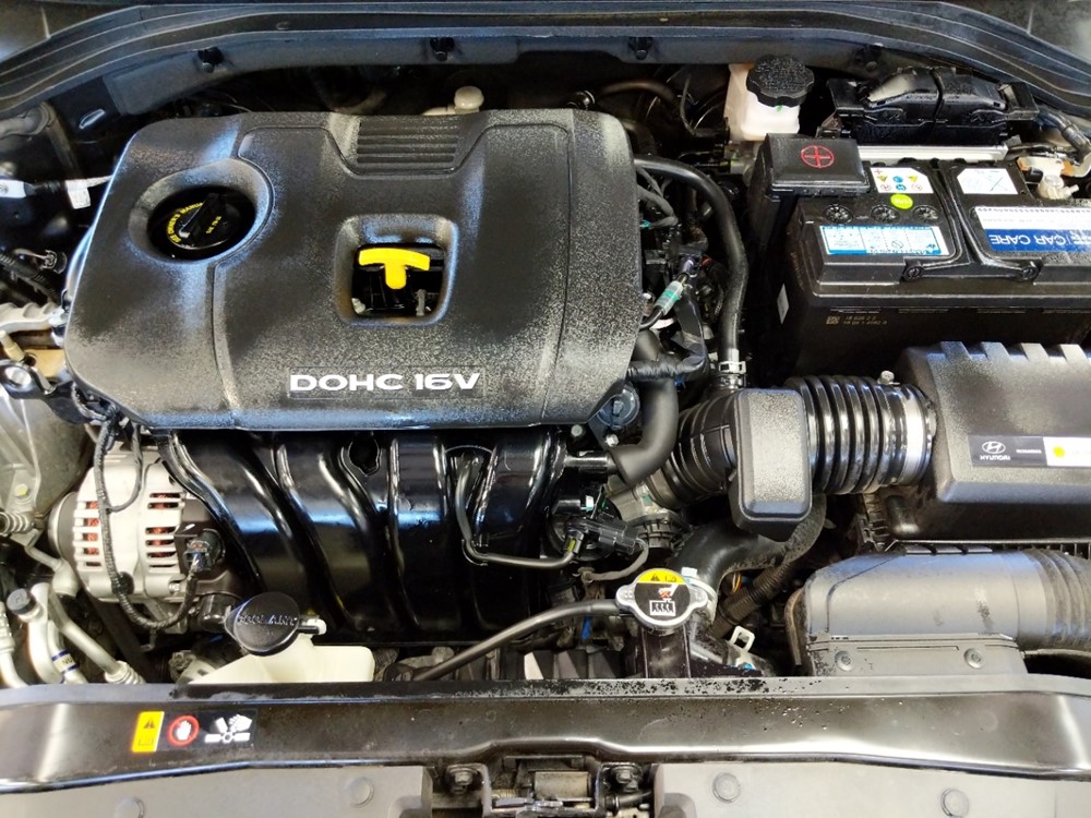 2018 Hyundai Elantra - Engine