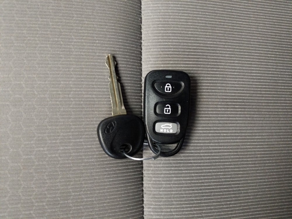 2018 Hyundai Elantra - Keys