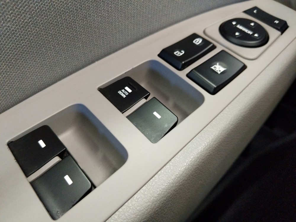 2018 Hyundai Elantra - Driver Power Windows/Lock Control