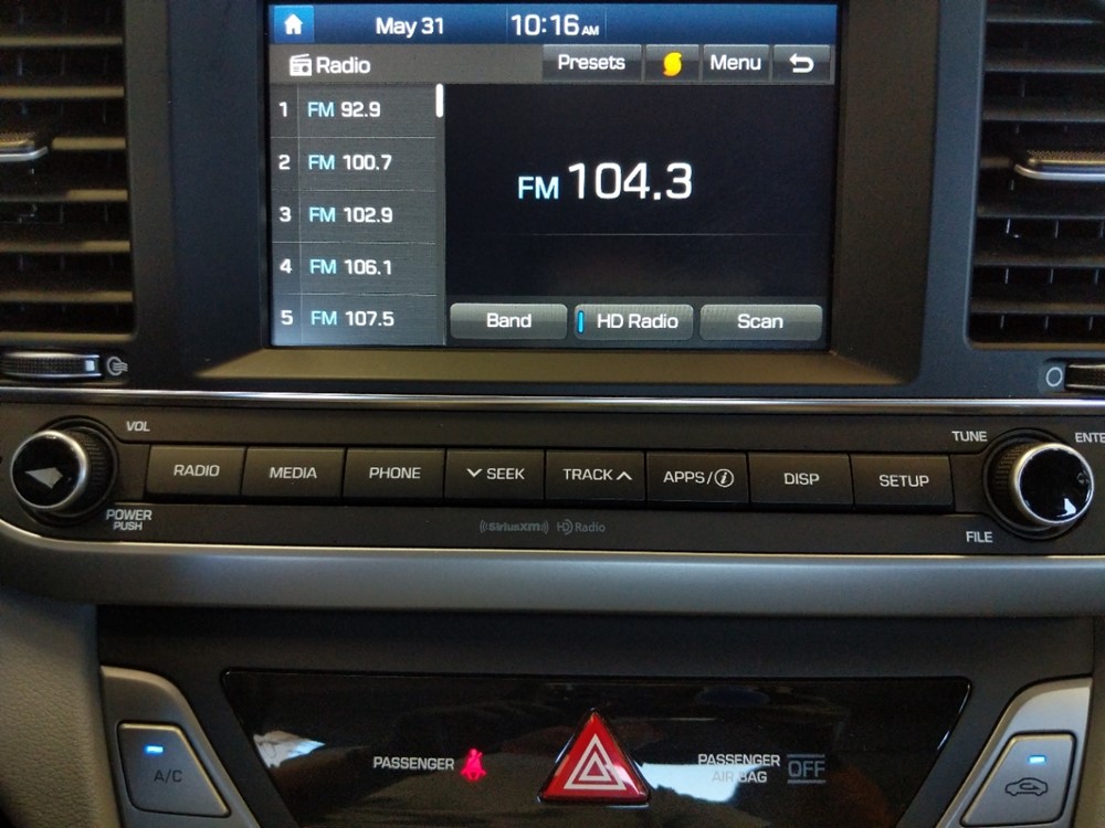 2018 Hyundai Elantra - Stereo Package