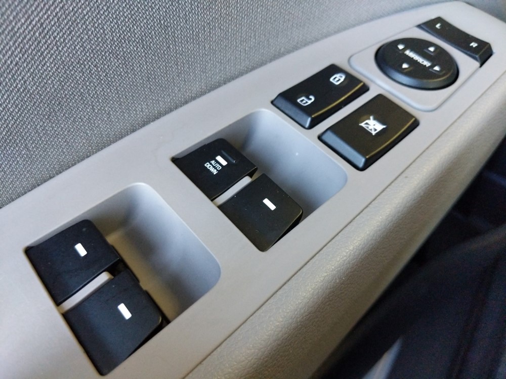 2018 Hyundai Elantra - Driver Power Windows/Lock Control