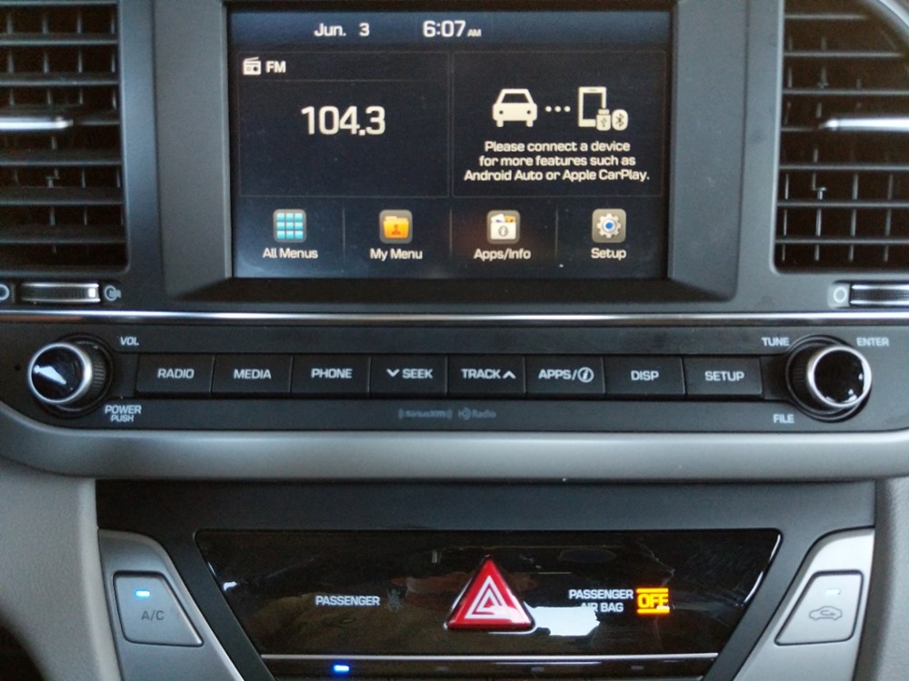 2018 Hyundai Elantra - Stereo Package