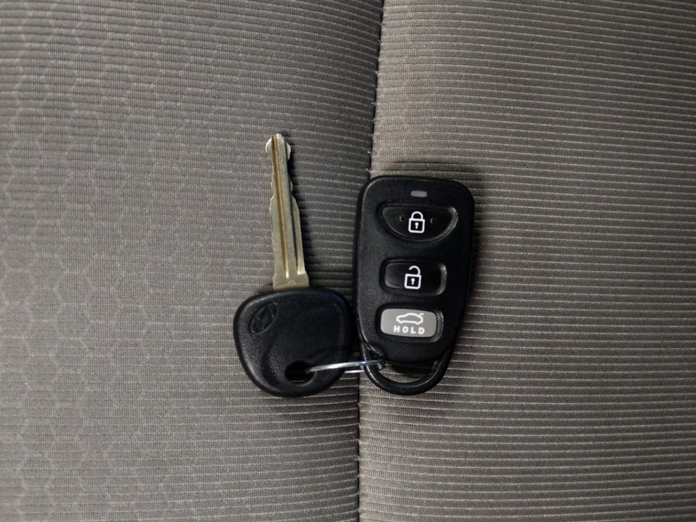 2018 Hyundai Elantra - Keys