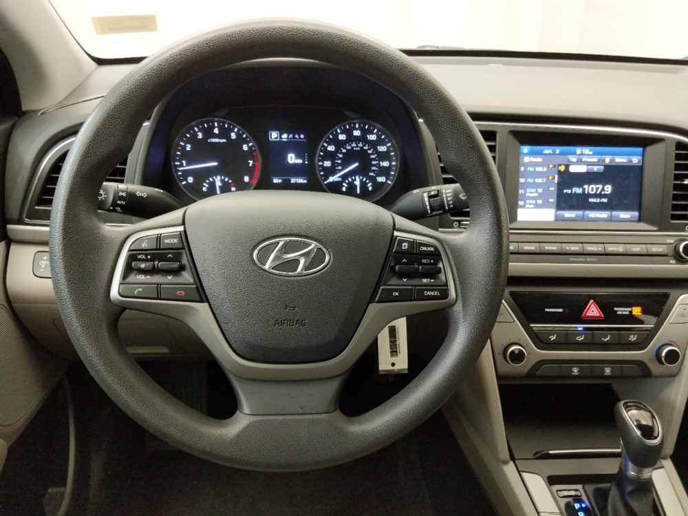 2018 Hyundai Elantra - Driver Dash