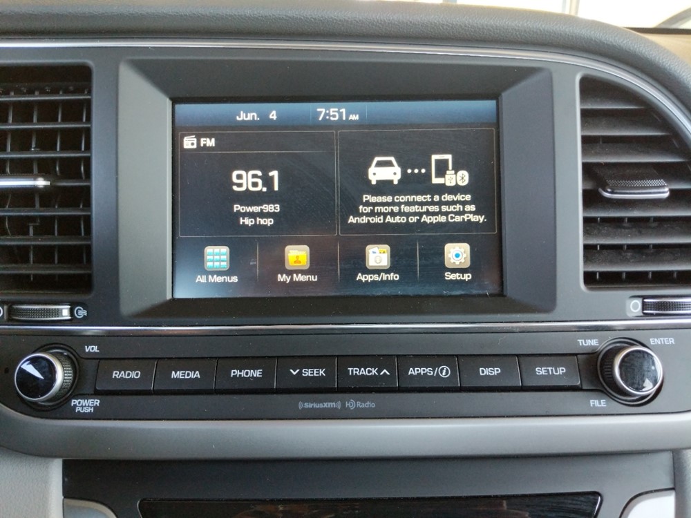 2018 Hyundai Elantra - Stereo Package