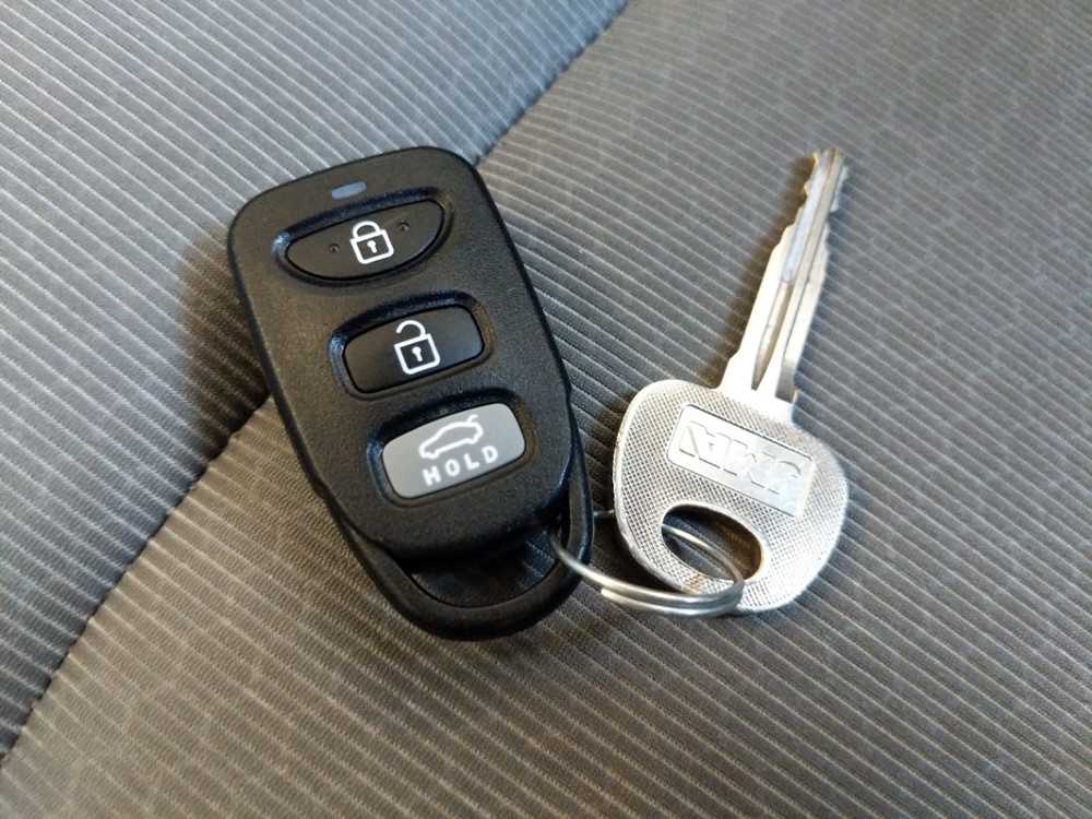 2018 Hyundai Elantra - Keys