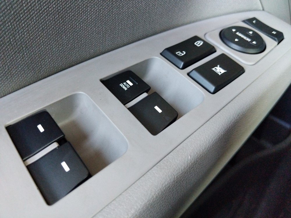 2018 Hyundai Elantra - Driver Power Windows/Lock Control