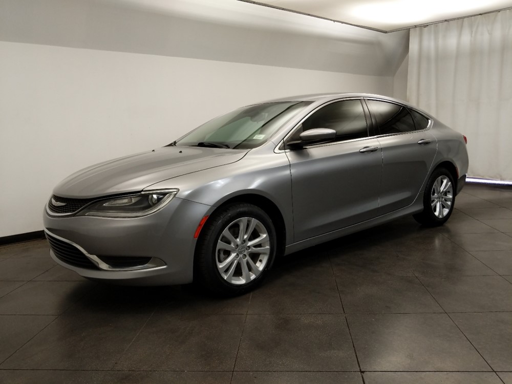 2016 Chrysler 200 - Driver Front Side