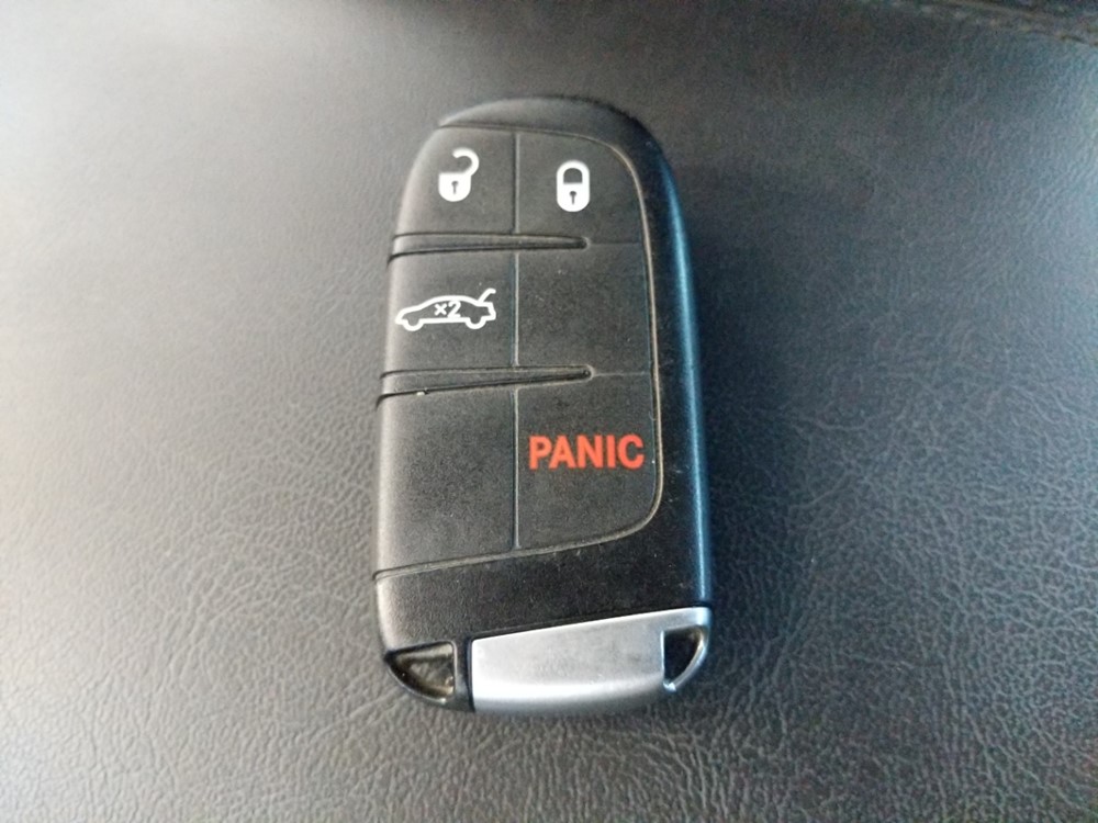 2016 Chrysler 200 - Keys