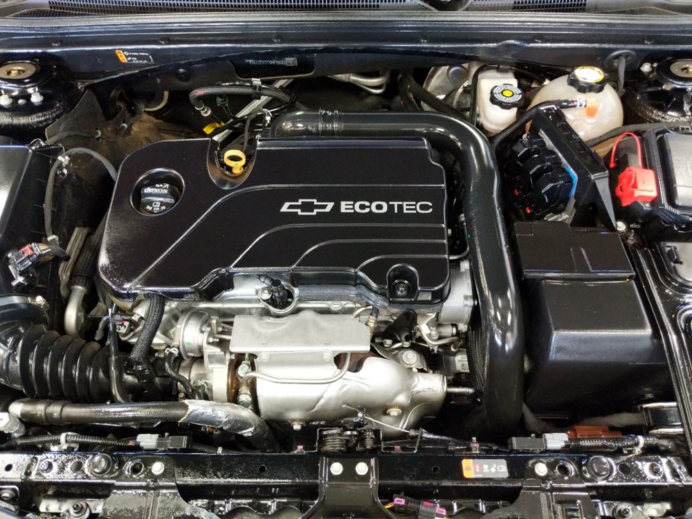 2017 Chevrolet Malibu - Engine