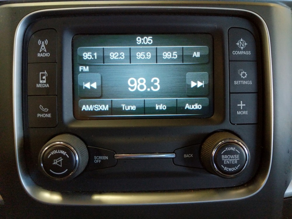 2017 Dodge Ram 1500 - Stereo Package