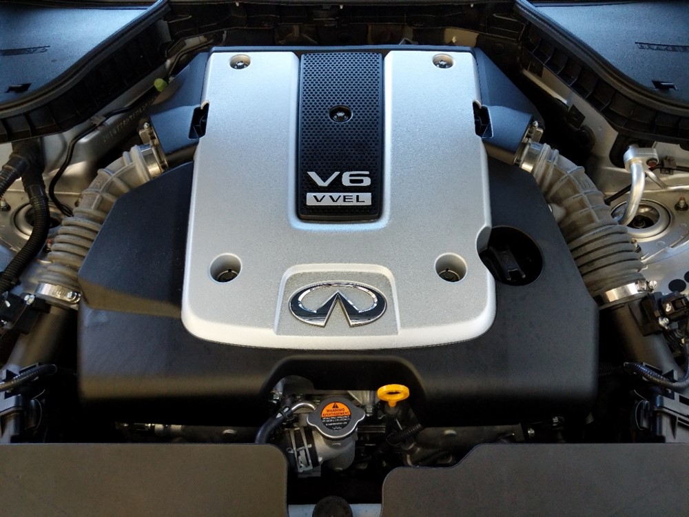 2015 INFINITI Q50 - Engine