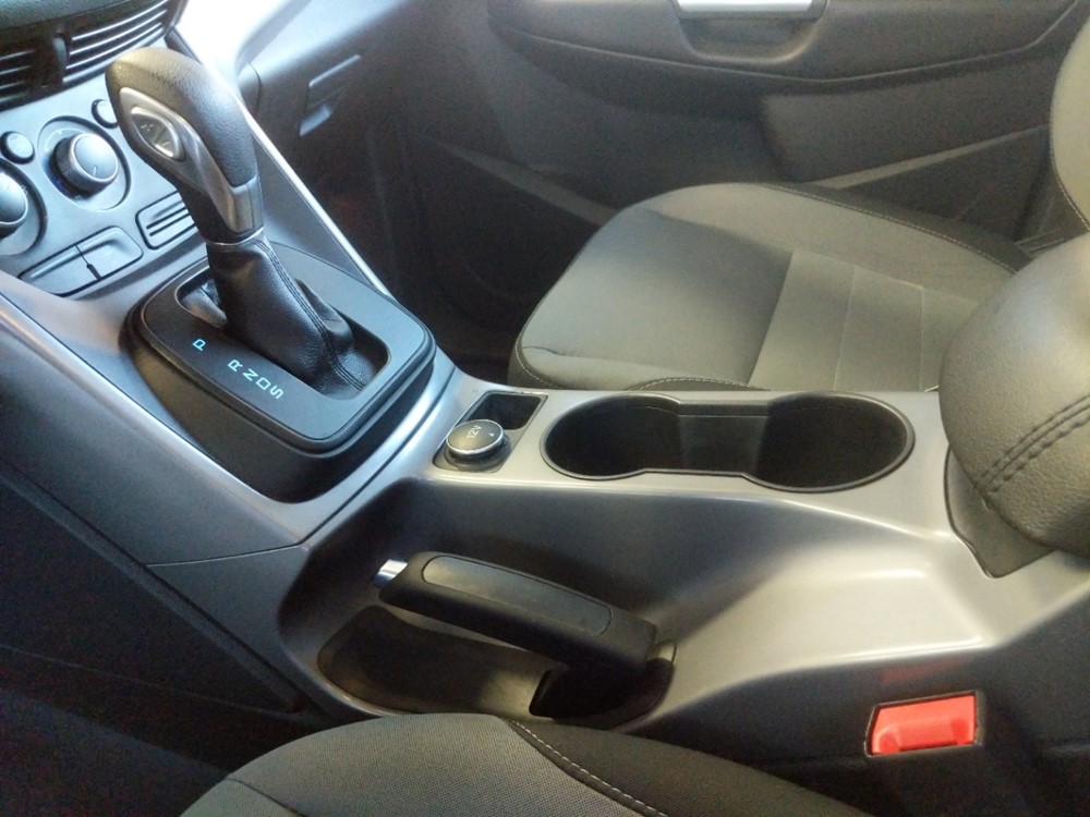 2014 Ford Escape - Center Console/Cup Holders