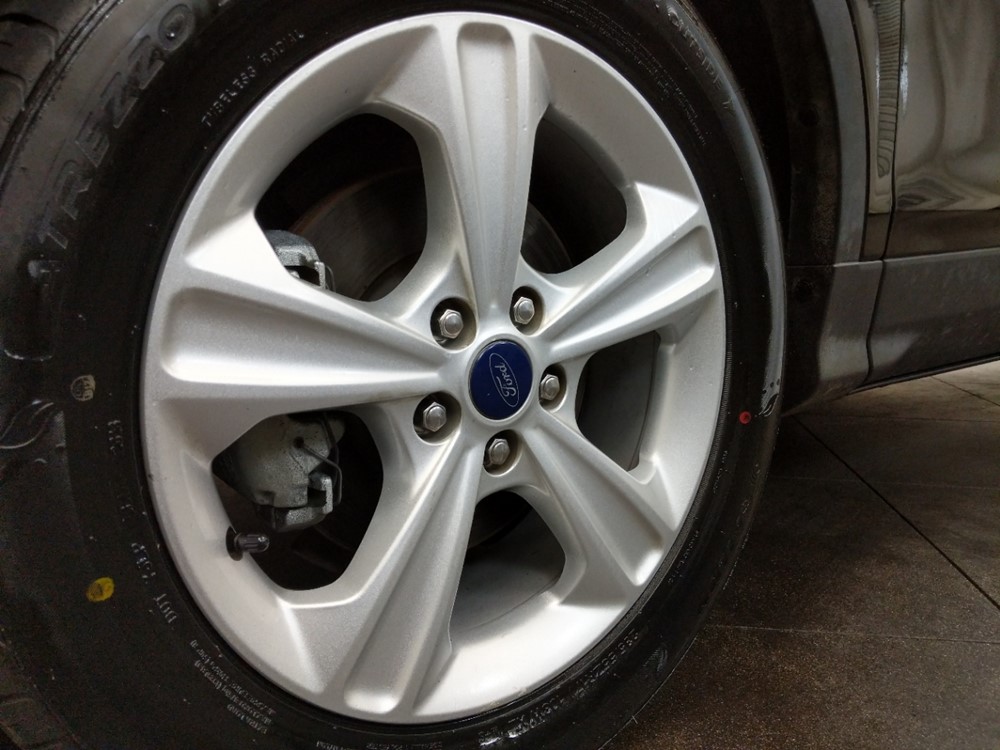 2015 Ford Escape - Wheel