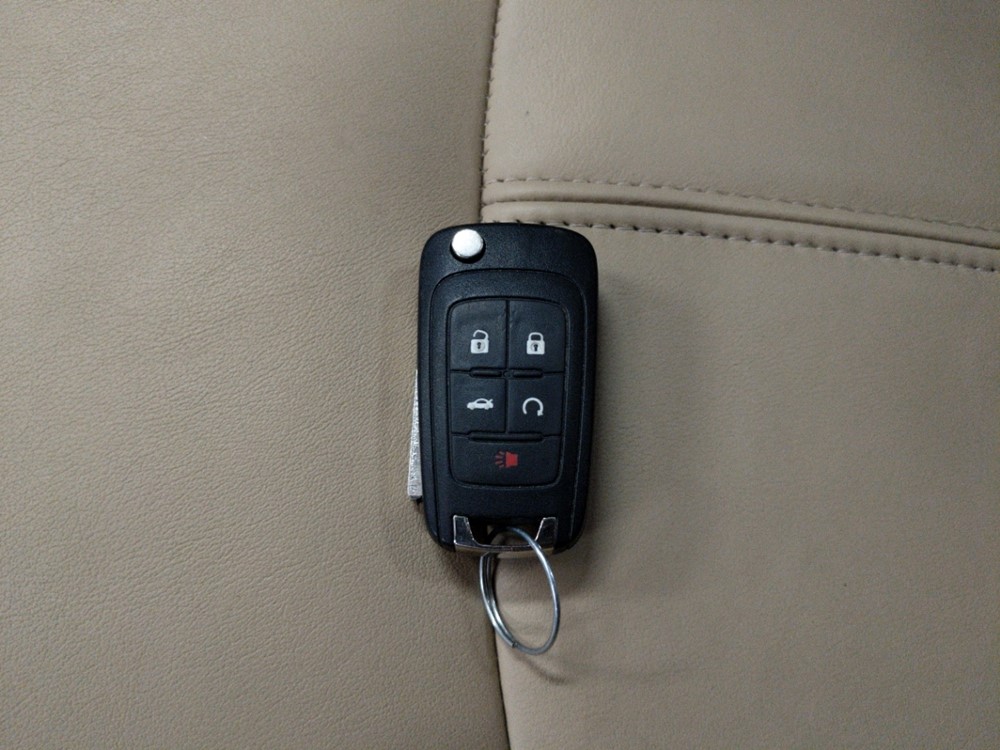 2013 Buick LaCrosse - Keys