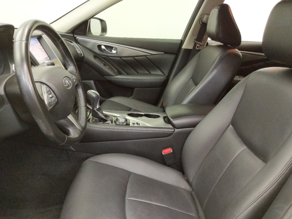 2015 INFINITI Q50 - Driver Front Seat