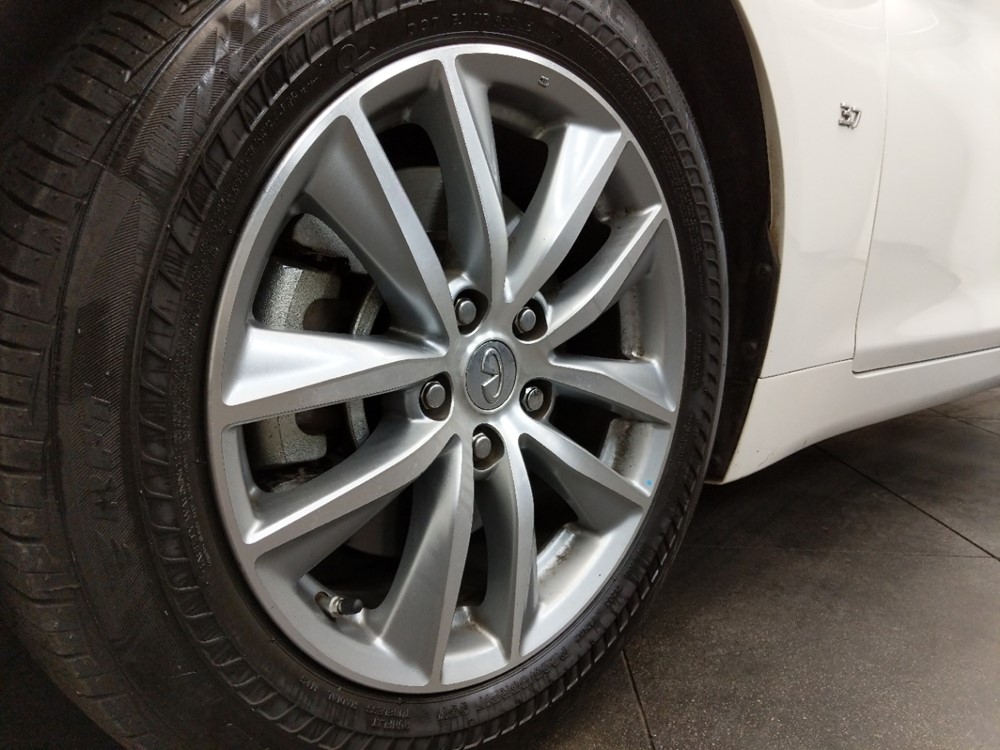 2015 INFINITI Q50 - Wheel