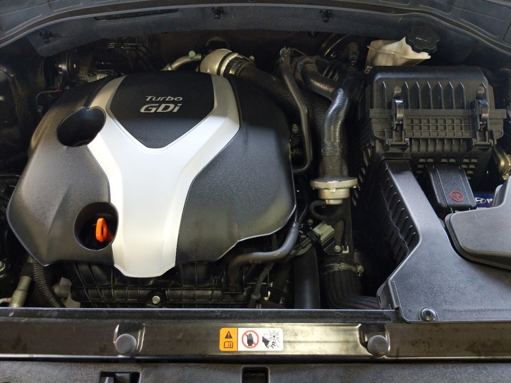 2013 Hyundai Santa Fe - Engine