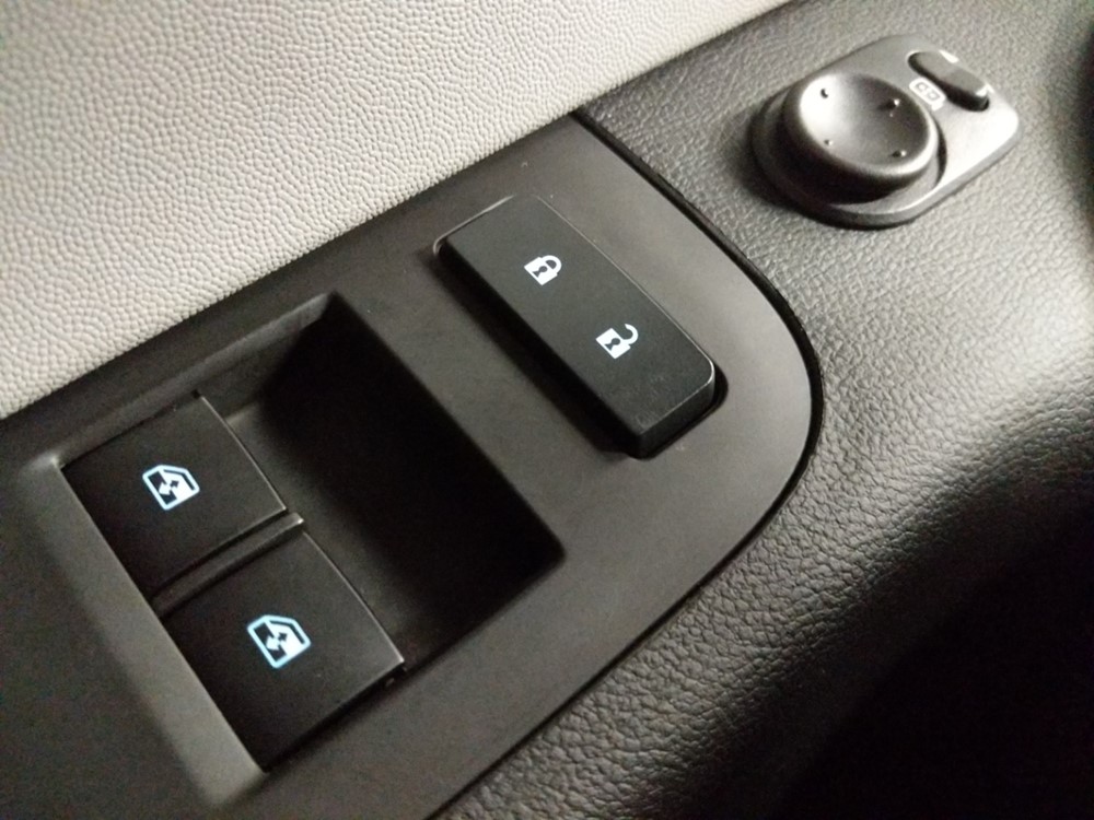 2015 Chevrolet Camaro - Driver Power Windows/Lock Control