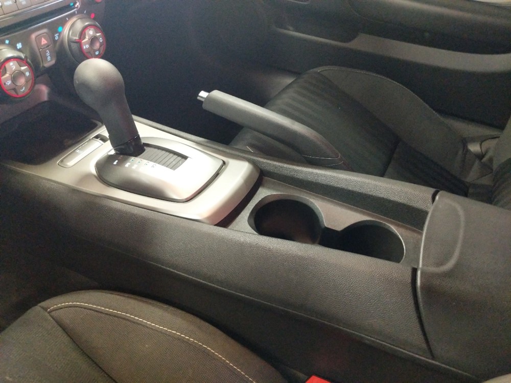 2015 Chevrolet Camaro - Center Console/Cup Holders