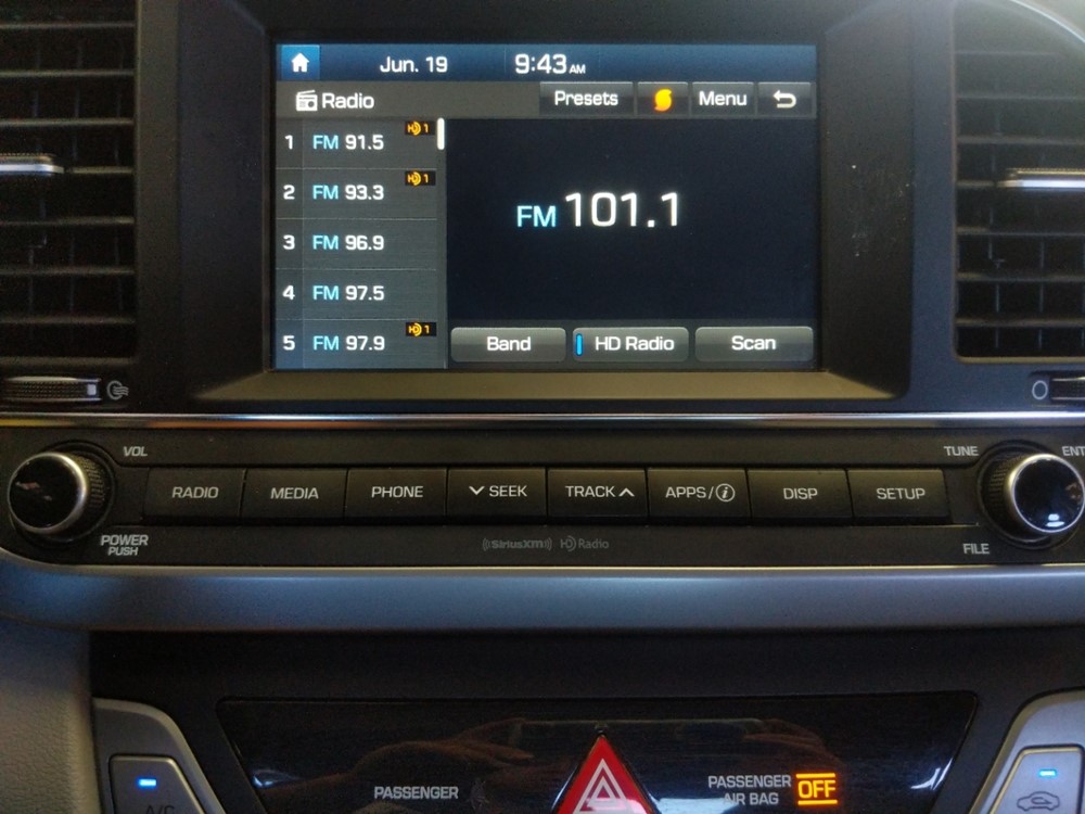 2018 Hyundai Elantra - Stereo Package