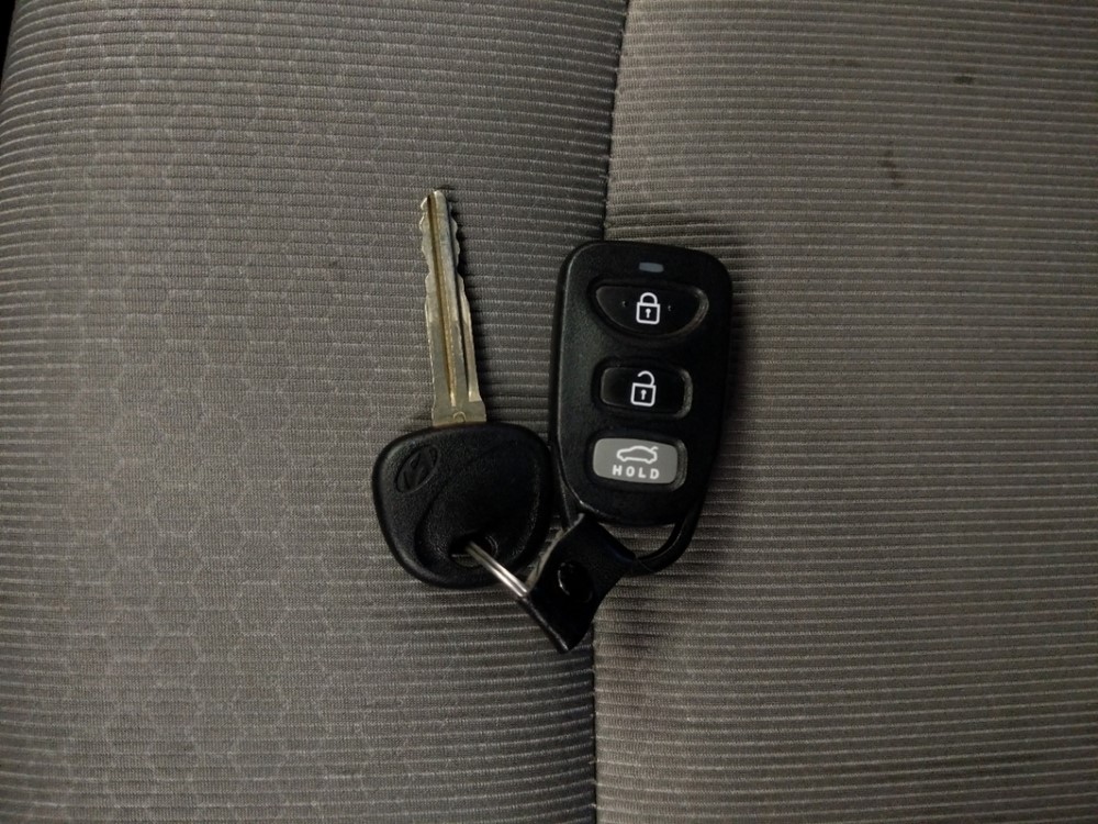 2018 Hyundai Elantra - Keys
