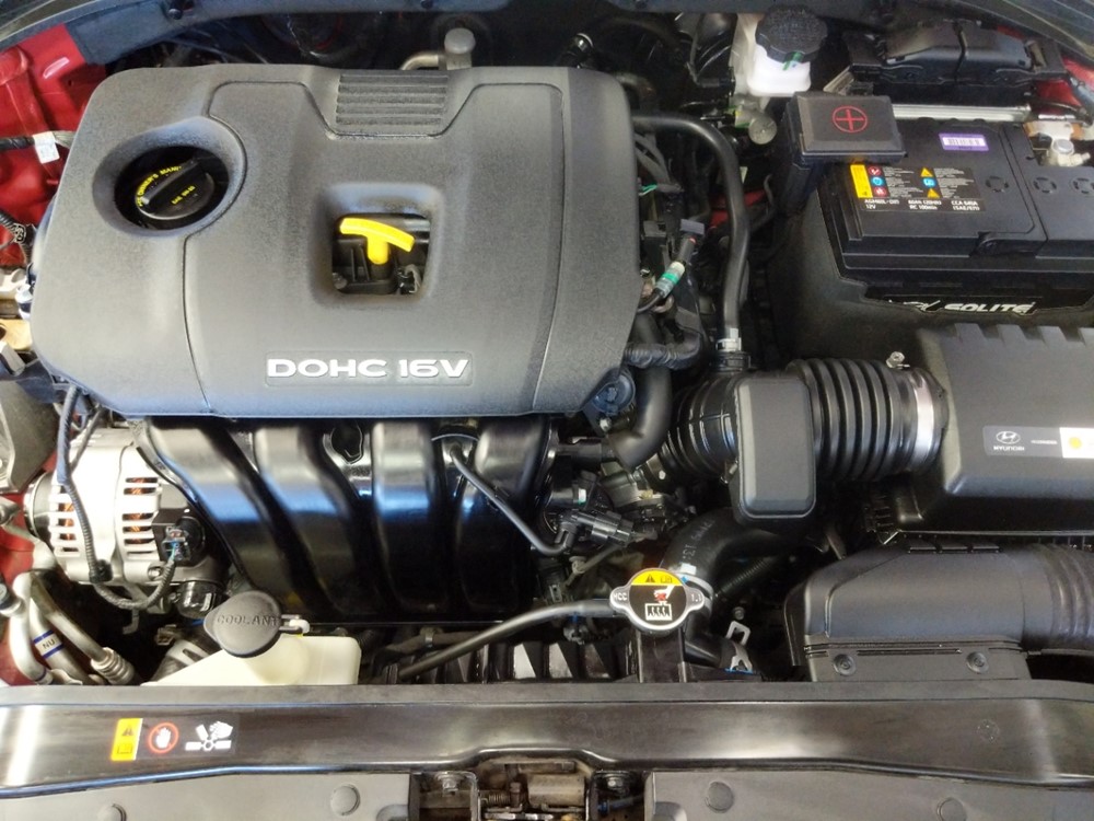 2018 Hyundai Elantra - Engine