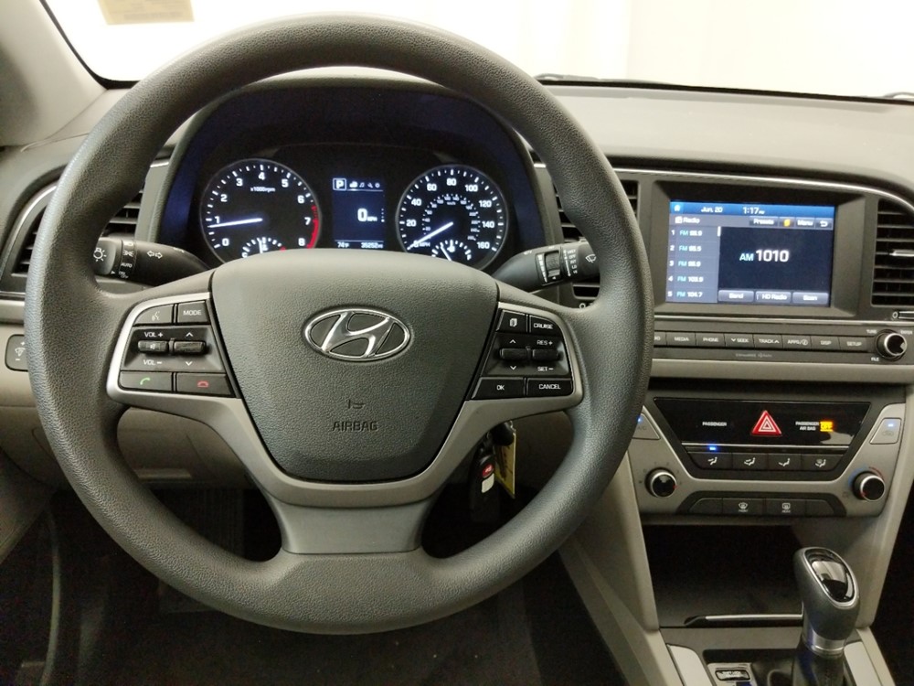 2018 Hyundai Elantra - Driver Dash