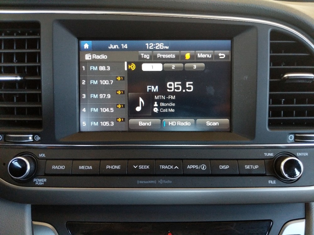 2018 Hyundai Elantra - Stereo Package