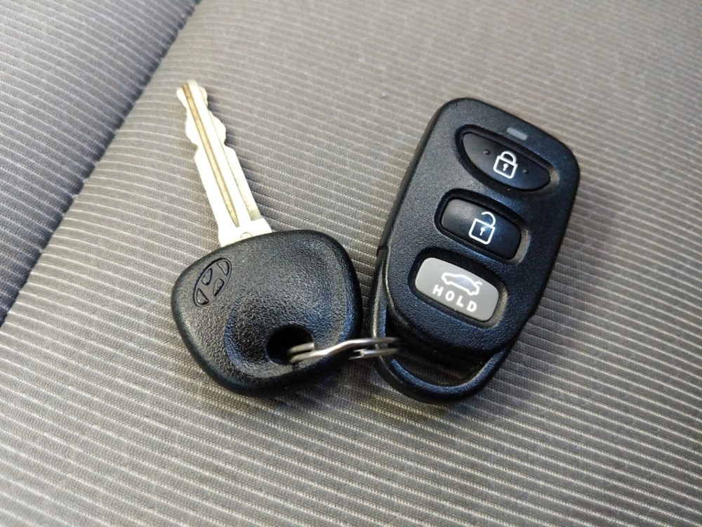 2018 Hyundai Elantra - Keys