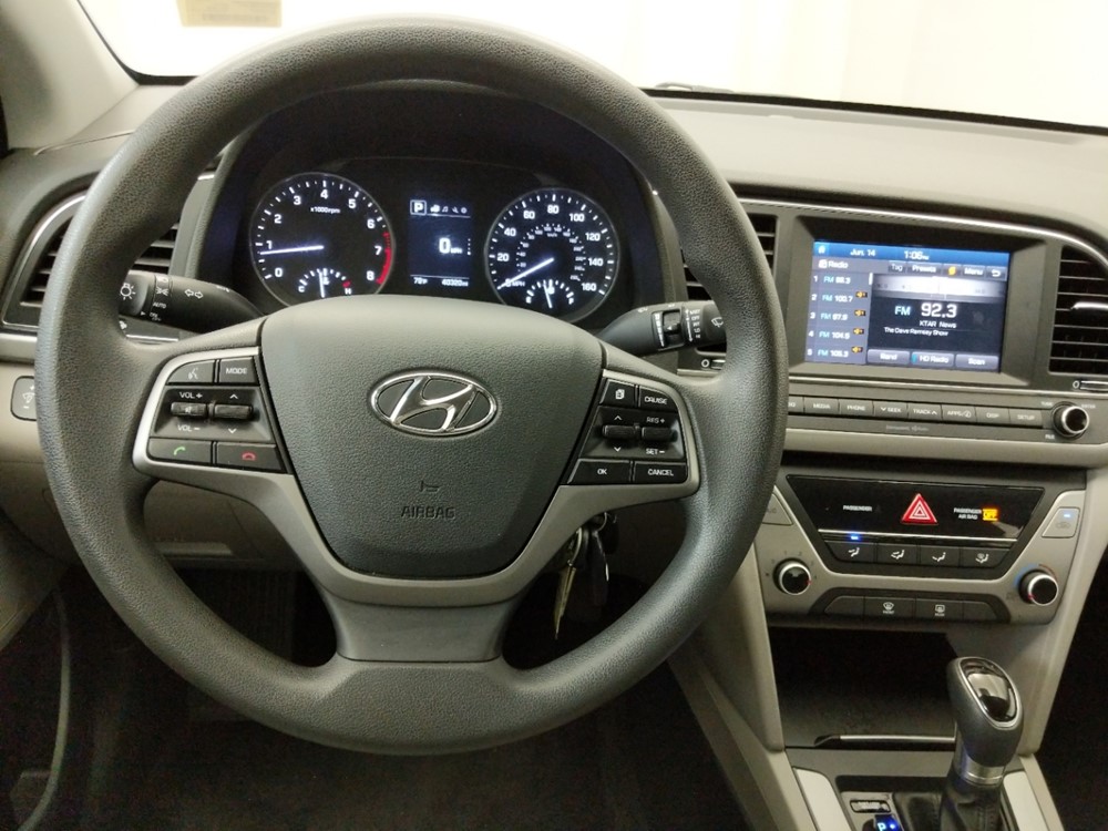 2018 Hyundai Elantra - Driver Dash