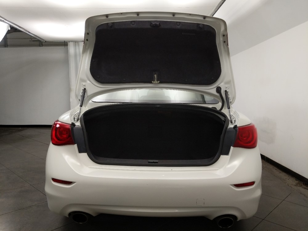 2015 INFINITI Q50 - Trunk