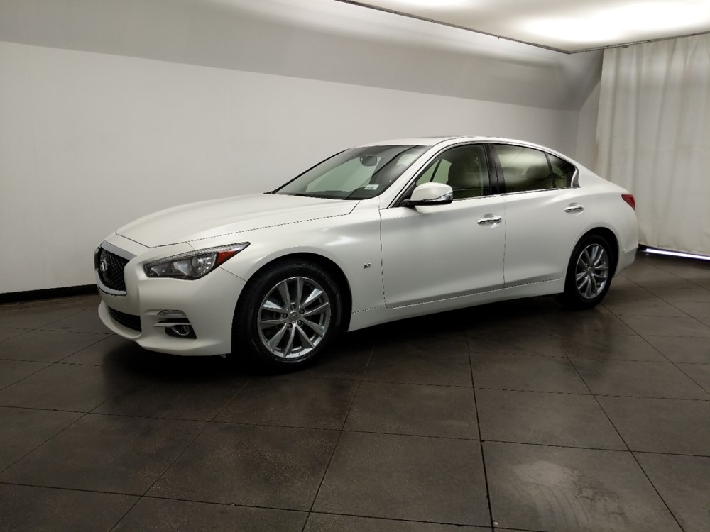 2015 INFINITI Q50 - Driver Front Side