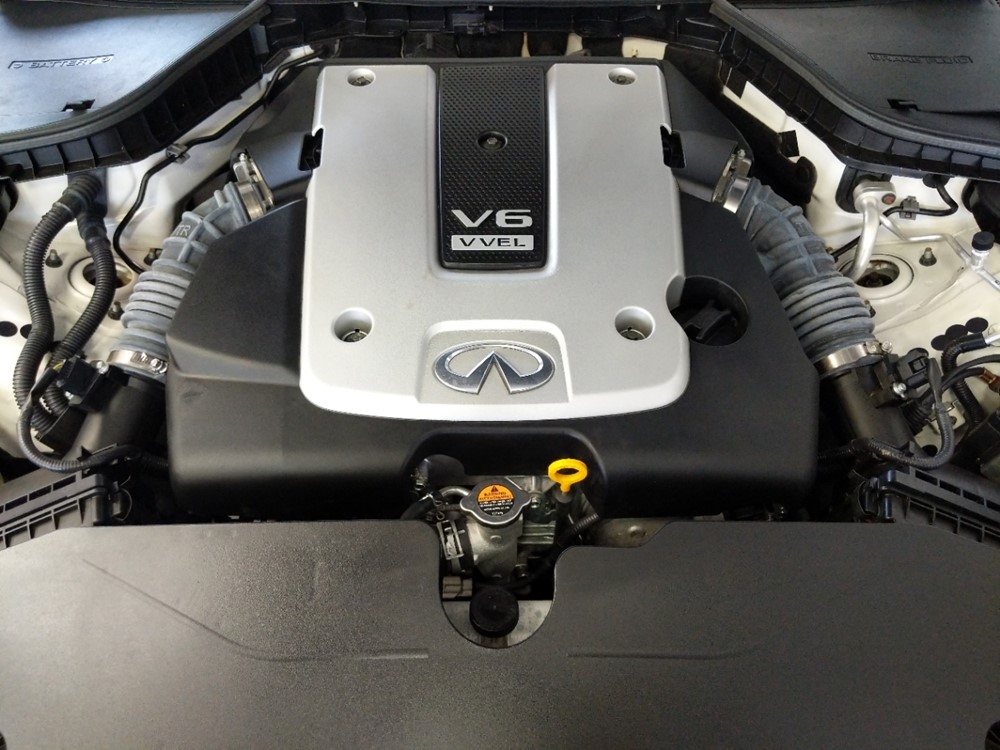 2015 INFINITI Q50 - Engine