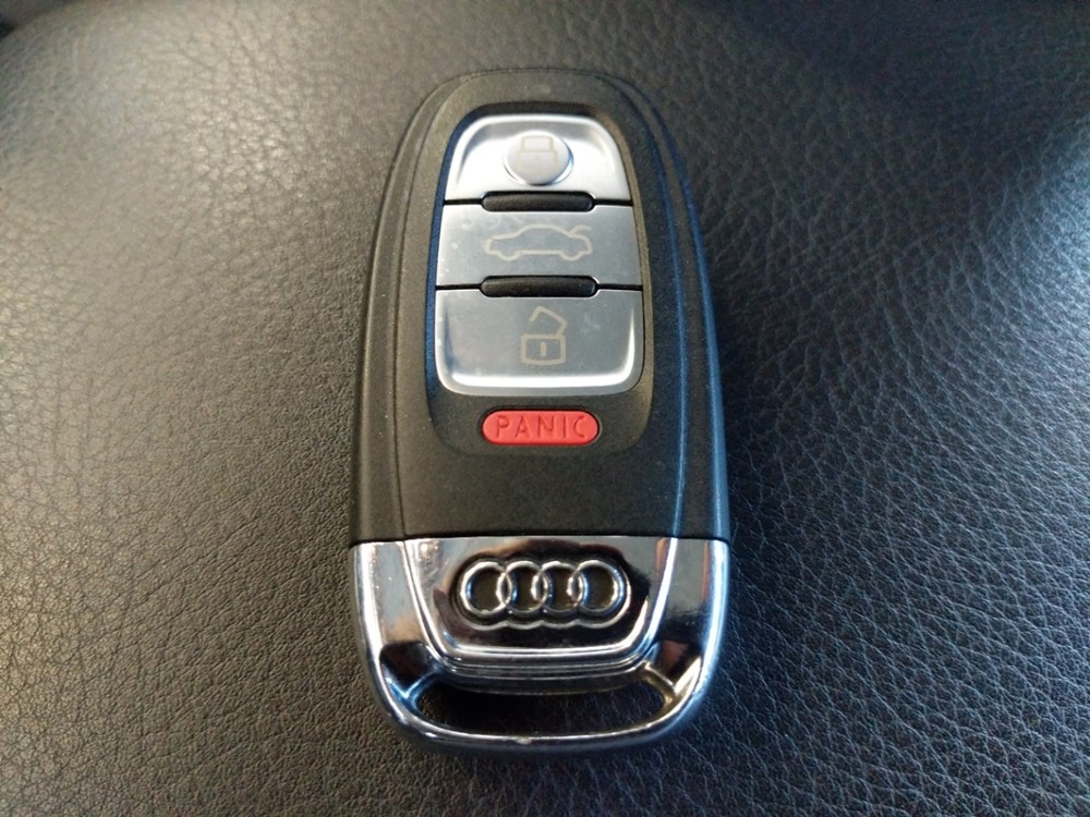 2016 Audi A4 - Keys