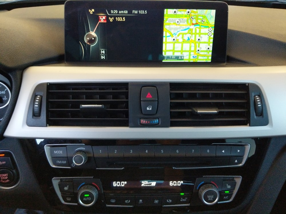 2016 BMW 320i - Stereo Package