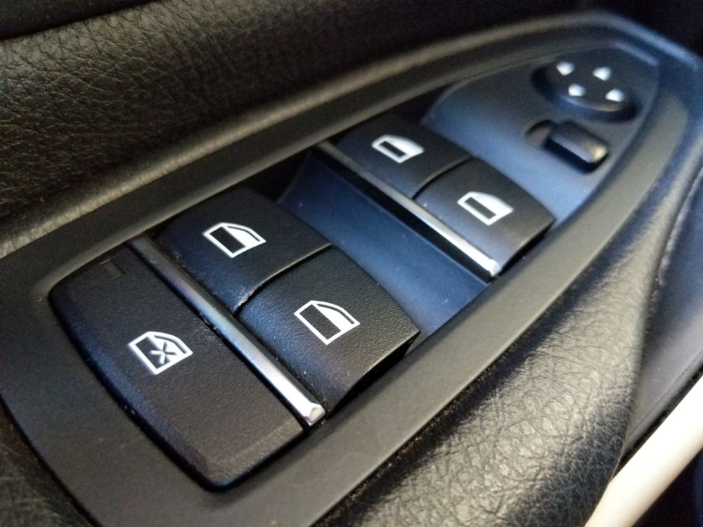 2016 BMW 320i - Driver Power Windows/Lock Control