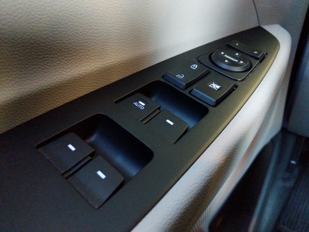 2018 Hyundai Tucson - Driver Power Windows/Lock Control