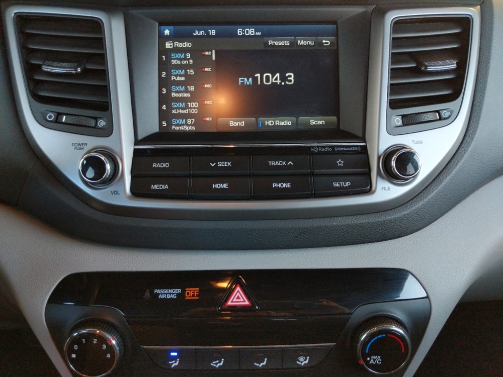 2018 Hyundai Tucson - Stereo Package