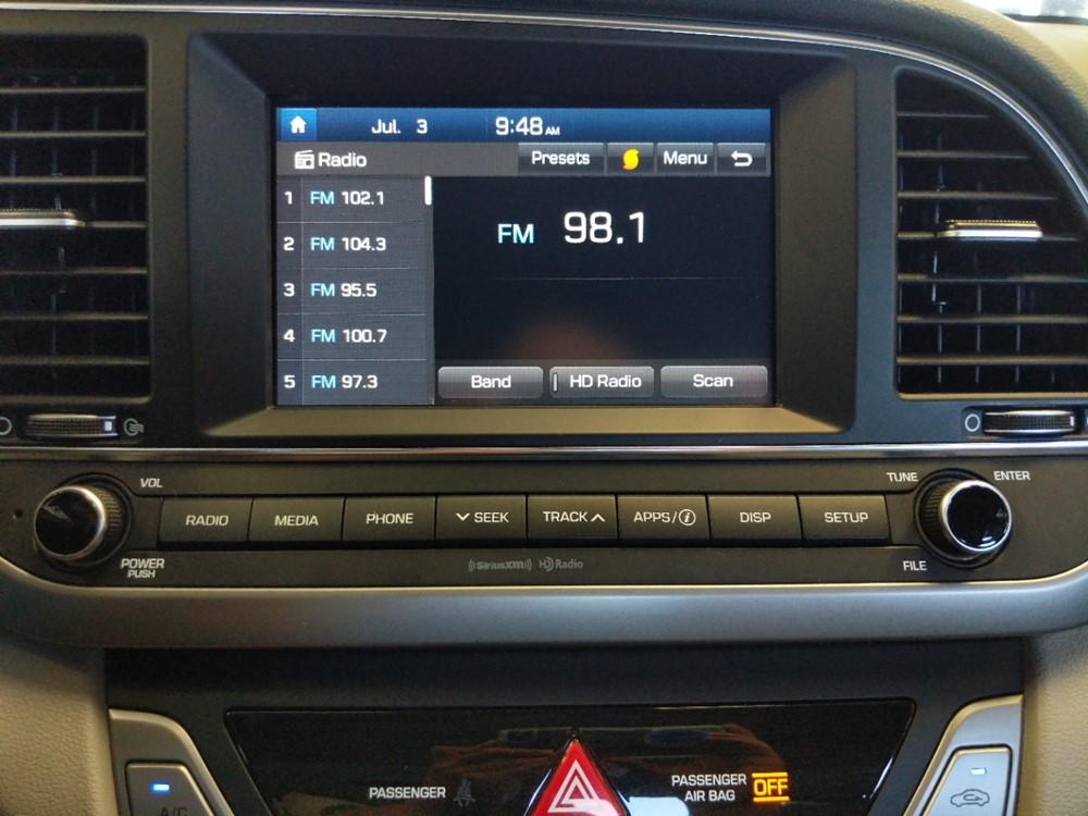 2018 Hyundai Elantra - Stereo Package