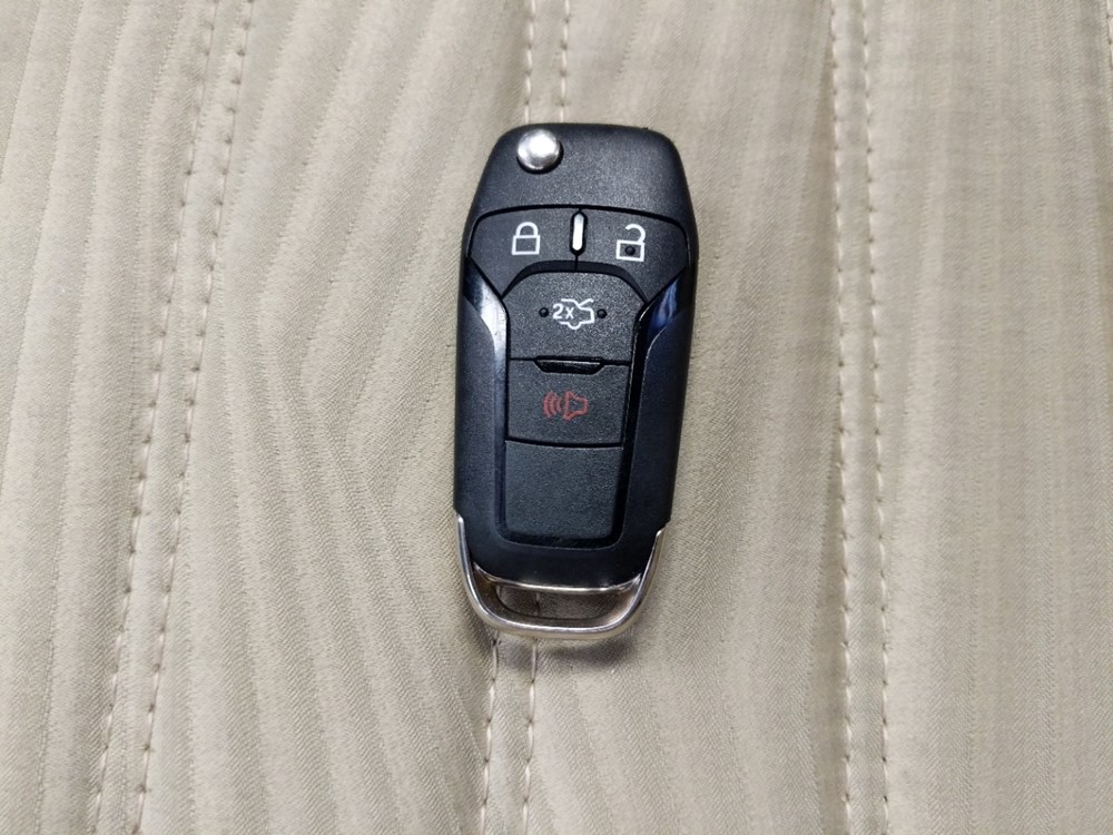 2016 Ford Fusion - Keys