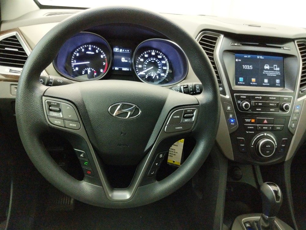 2017 Hyundai Santa Fe - Driver Dash