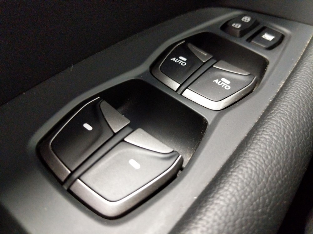 2017 Hyundai Santa Fe - Driver Power Windows/Lock Control