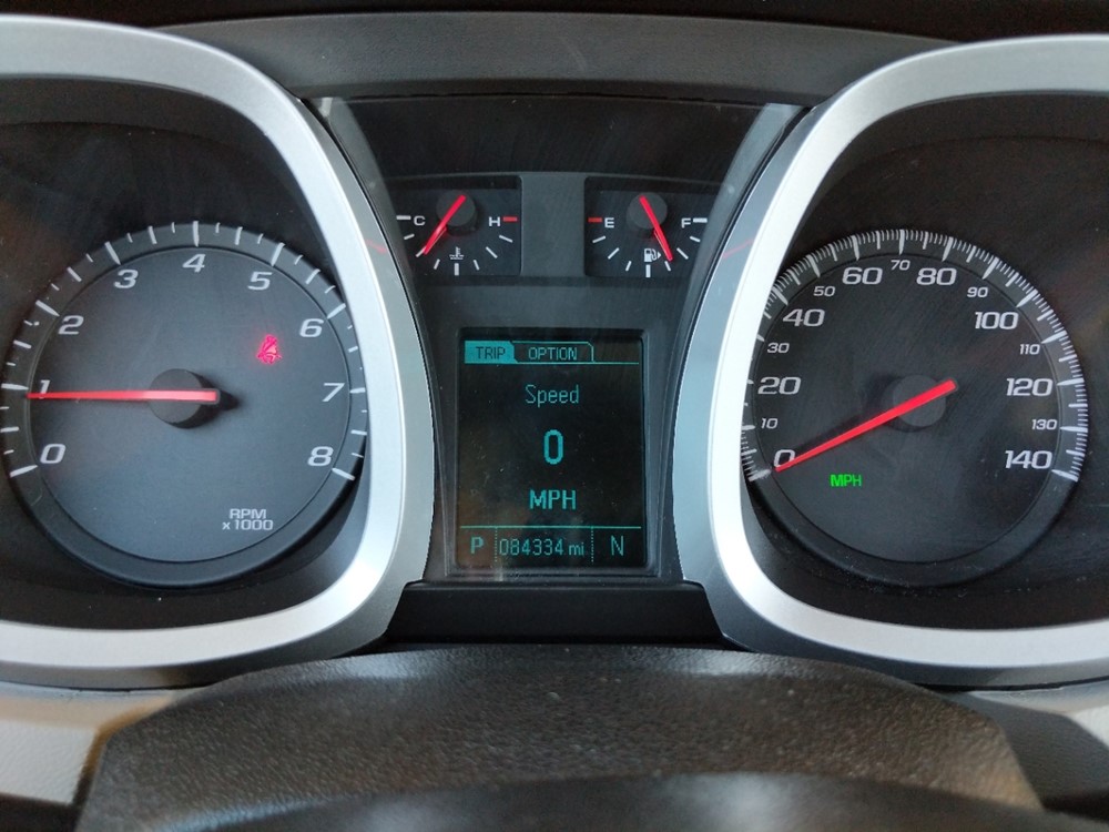 2015 Chevrolet Equinox - Odometer Close Up