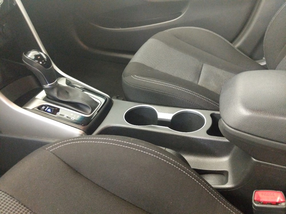 2016 Hyundai Elantra - Center Console/Cup Holders